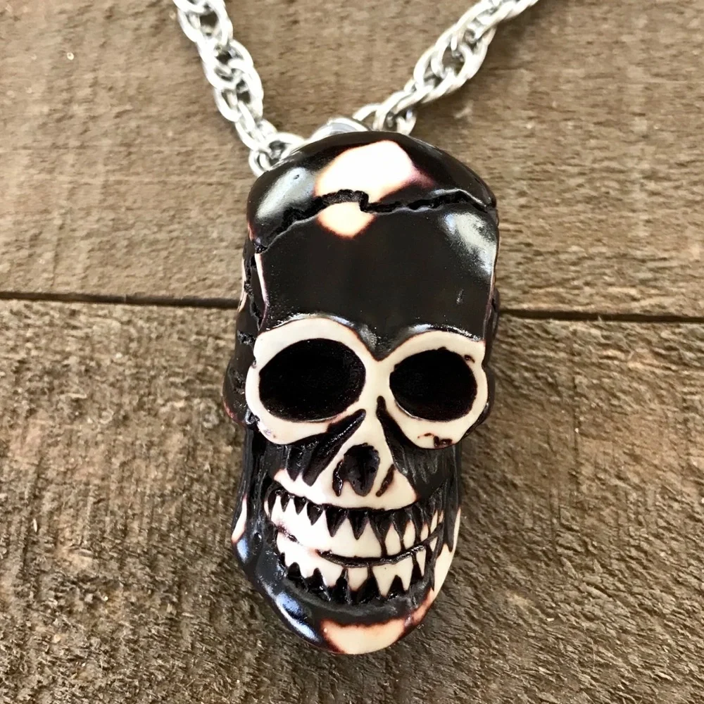 🆕3D Skull Pendant on Twisted Helix Chain Stainless Steel